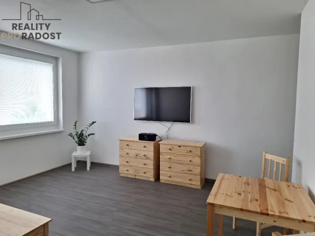Pronájem bytu 2+kk, Teplice, Arbesova, 47 m2