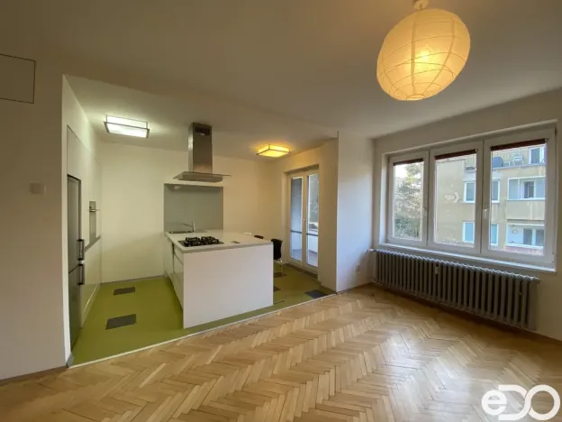 Pronájem bytu 2+kk, Praha, Jeremenkova, 53 m2