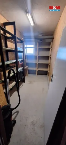 Prodej bytu 1+kk, Davle, Sídliště, 41 m2