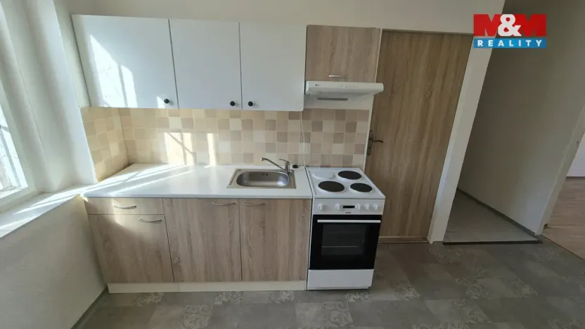 Pronájem bytu 1+1, Kladno, plk. Stříbrného, 40 m2