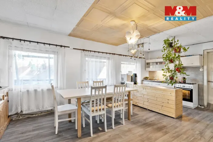 Prodej rodinného domu, Dubá, Sluneční, 242 m2