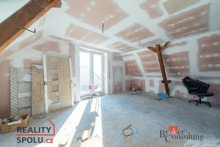 Prodej rodinného domu, Jimlín, 196 m2