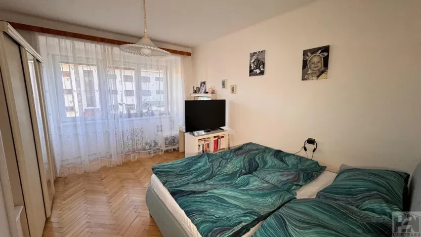 Prodej bytu 2+1, Tanvald, Radniční, 77 m2