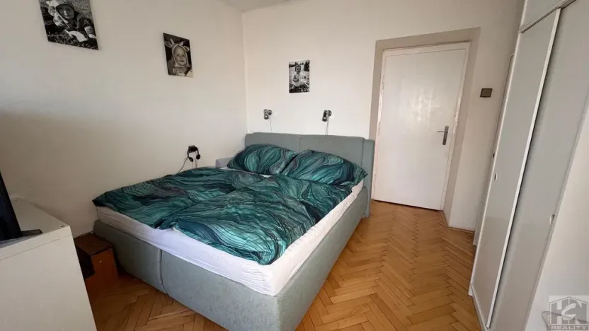 Prodej bytu 2+1, Tanvald, Radniční, 77 m2