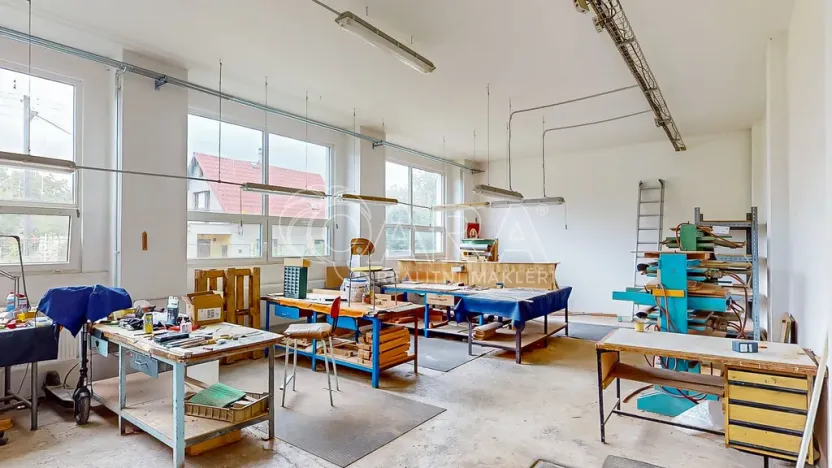 Prodej výrobních prostor, Luby, 1300 m2