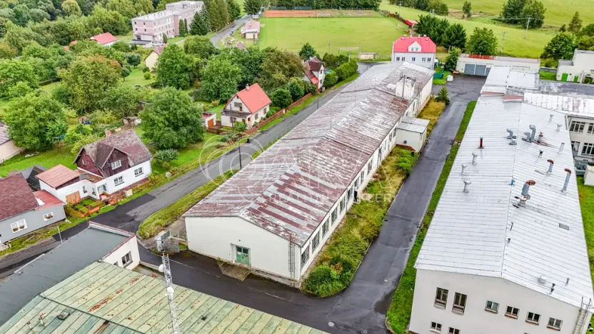 Prodej výrobních prostor, Luby, 1300 m2