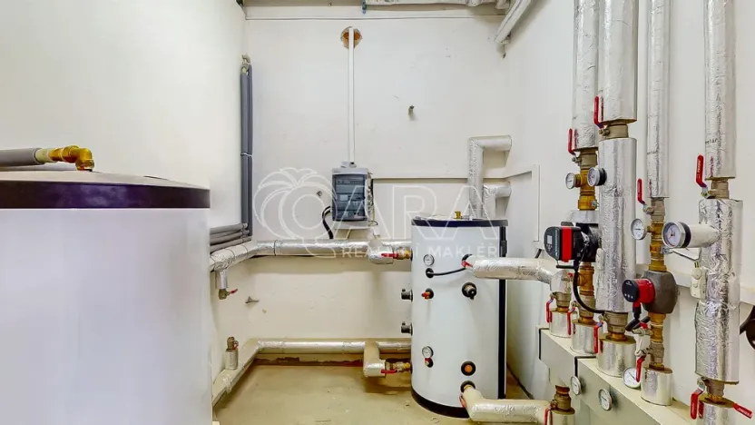 Prodej výrobních prostor, Luby, 1300 m2