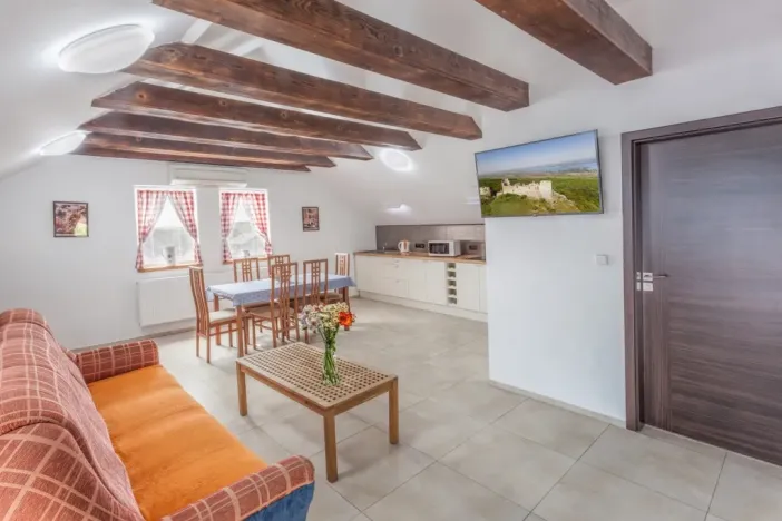 Prodej rodinného domu, Starovičky, 144 m2