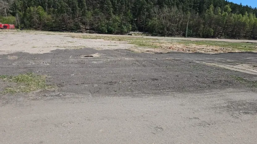 Pronájem komerčního pozemku, Bělá pod Bezdězem, 1000 m2