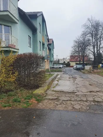 Dražba pozemku, Praha, 243 m2