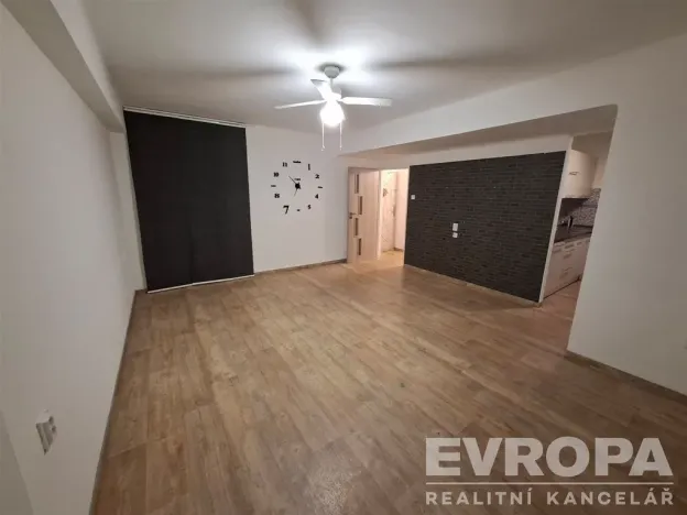 Pronájem bytu 2+kk, Kolín - Kolín II, Družstevní, 45 m2