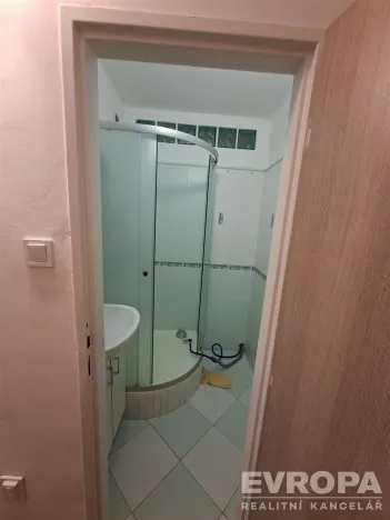 Pronájem bytu 2+kk, Kolín - Kolín II, Družstevní, 45 m2