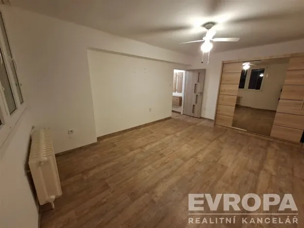 Pronájem bytu 2+kk, Kolín - Kolín II, Družstevní, 45 m2