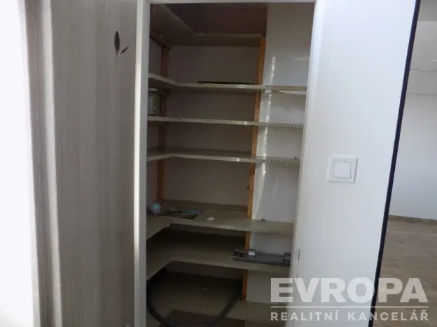 Pronájem bytu 2+kk, Kolín - Kolín II, Družstevní, 45 m2