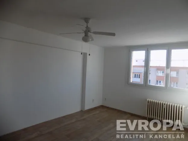 Pronájem bytu 2+kk, Kolín - Kolín II, Družstevní, 45 m2