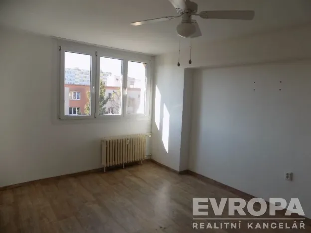 Pronájem bytu 2+kk, Kolín - Kolín II, Družstevní, 45 m2