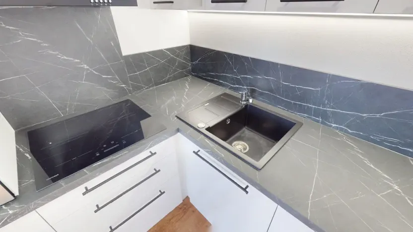 Pronájem bytu 1+kk, Praha - Břevnov, Na Petynce, 26 m2