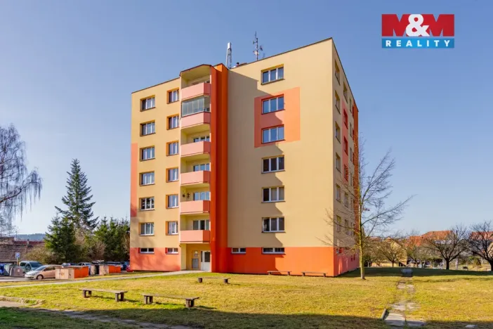 Prodej bytu 4+1, Trhové Sviny, Budovatelská, 82 m2