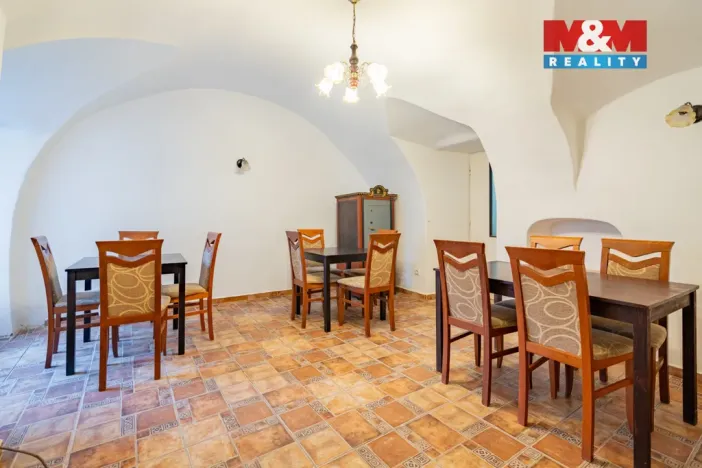 Pronájem restaurace, Kunžak, náměstí Komenského, 91 m2