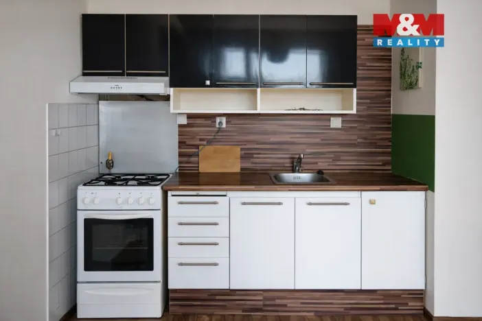 Pronájem bytu 2+1, Pardubice - Polabiny, Lonkova, 47 m2