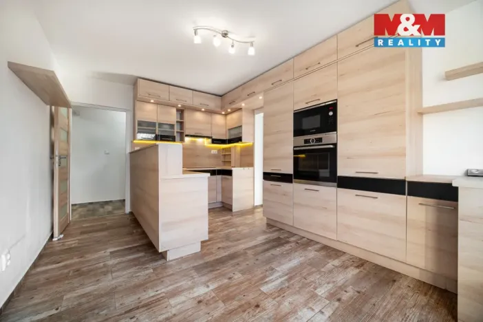 Prodej rodinného domu, Osík, 227 m2