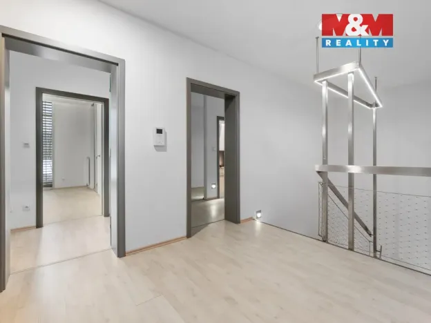 Prodej rodinného domu, Pastviny, 237 m2