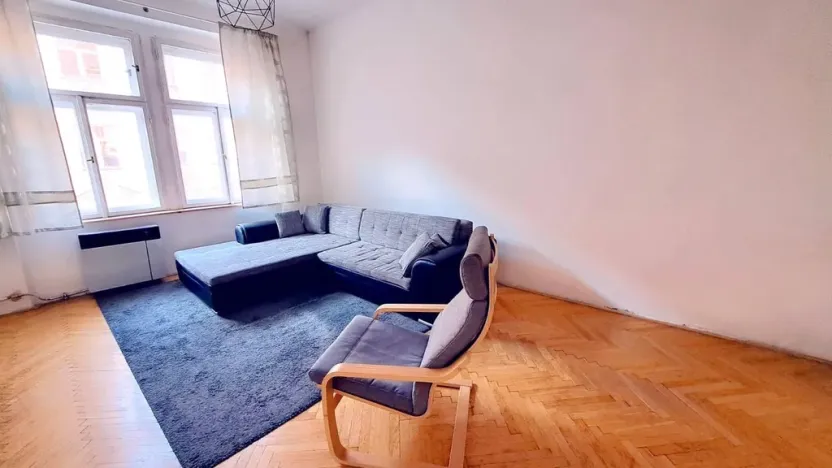 Pronájem bytu 2+1, Praha - Vinohrady, Sarajevská, 70 m2