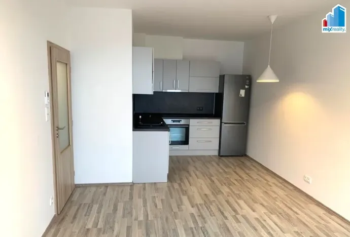 Pronájem bytu 2+kk, Plzeň - Jižní Předměstí, Stehlíkova, 50 m2