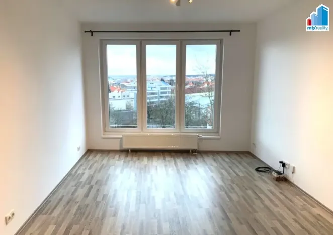 Pronájem bytu 2+kk, Plzeň - Jižní Předměstí, Stehlíkova, 50 m2