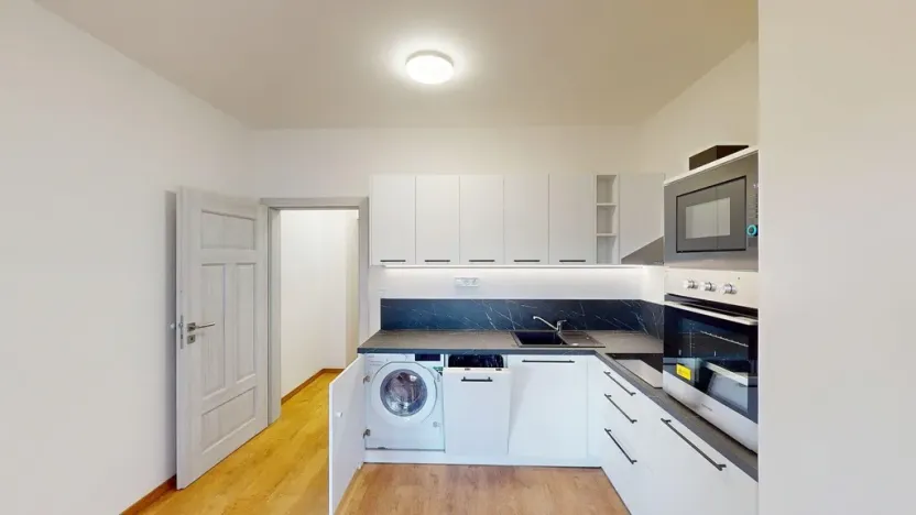 Pronájem bytu 1+kk, Praha - Břevnov, Na Petynce, 35 m2