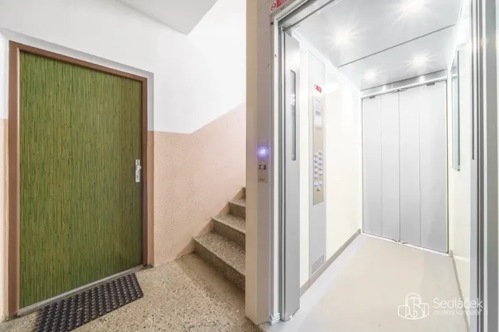 Prodej bytu 1+1, Sokolov, Švabinského, 38 m2