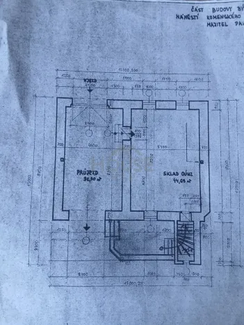 Prodej vícegeneračního domu, Kostelec nad Labem, nám. Komenského, 369 m2