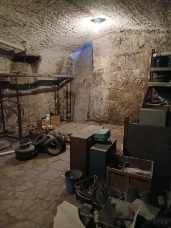 Prodej vícegeneračního domu, Kostelec nad Labem, nám. Komenského, 369 m2