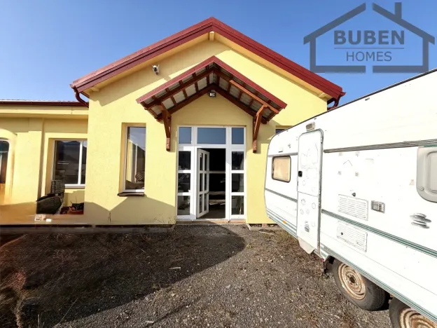 Prodej obchodního prostoru, Planá, 1200 m2