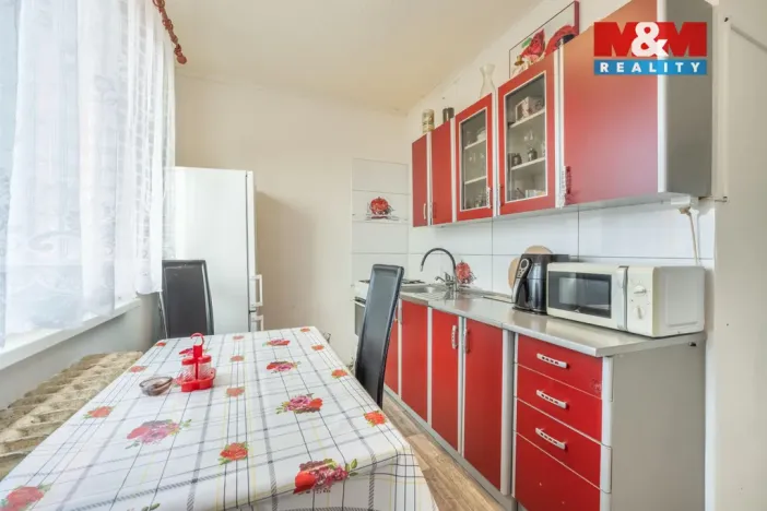 Prodej bytu 2+1, Lužec nad Vltavou, Jiráskova, 56 m2