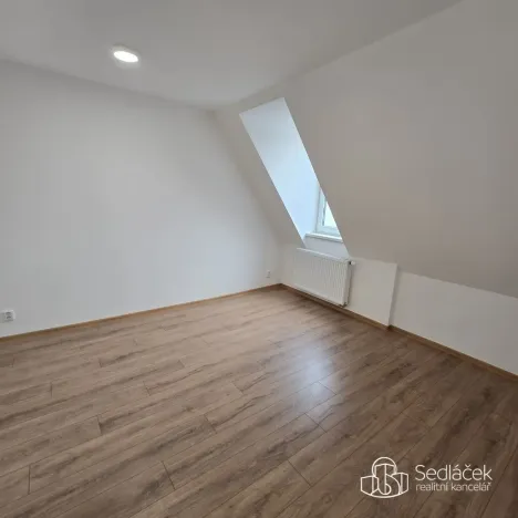 Pronájem bytu 1+kk, Sokolov, Josefa Kajetána Tyla, 31 m2