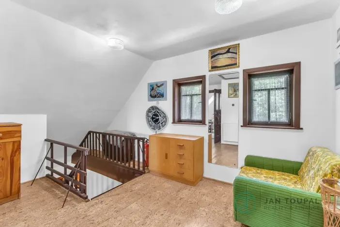 Prodej rodinného domu, Janov, 300 m2