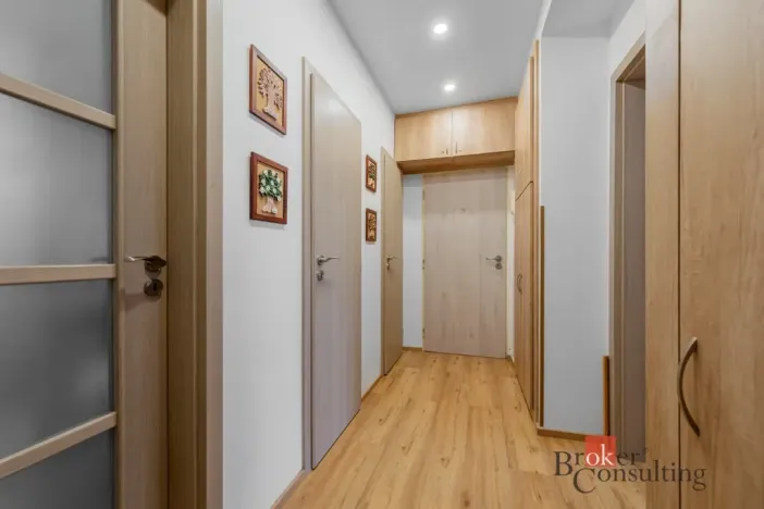 Prodej bytu 4+kk, Liberec - Liberec V-Kristiánov, Stavbařů, 101 m2