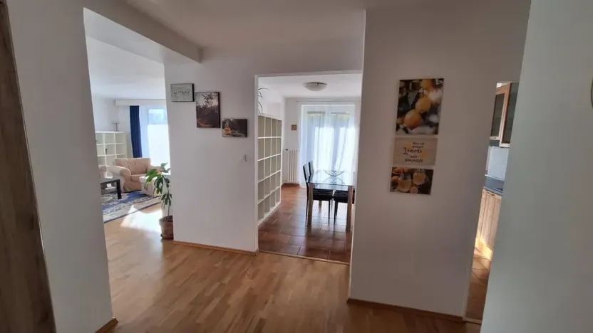 Pronájem bytu 2+1, Praha - Suchdol, Na mírách, 95 m2