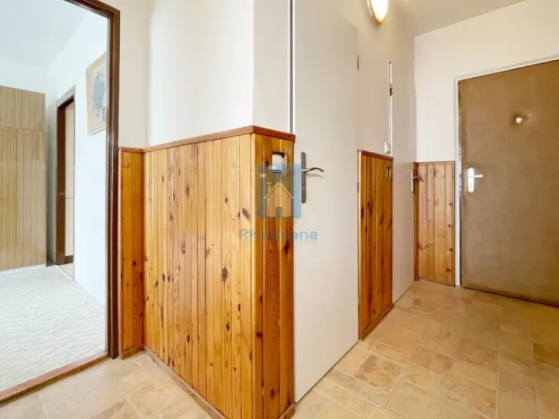 Pronájem bytu 2+kk, Praha, Rajmonova, 43 m2