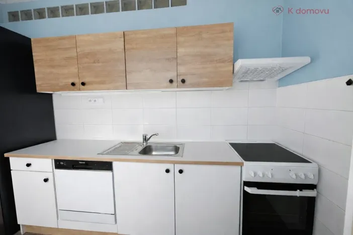 Pronájem bytu 2+1, Zlín - Malenovice, Chelčického, 54 m2