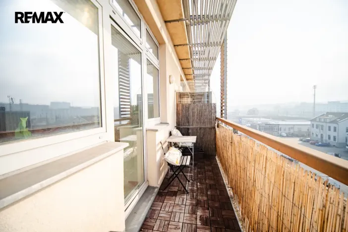 Pronájem bytu 2+kk, Praha - Libeň, Českomoravská, 59 m2