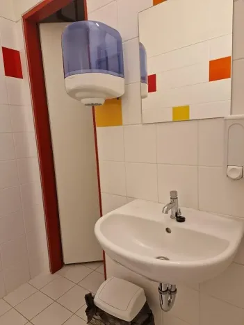 Pronájem obchodního prostoru, Šlapanice, Nádražní, 78 m2