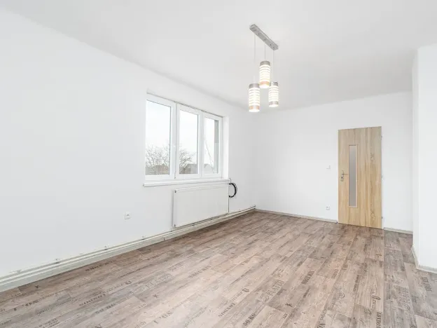 Prodej bytu 3+1, Tlustice, 72 m2