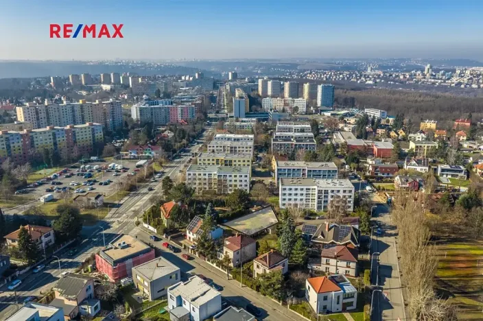 Prodej pozemku pro bydlení, Praha - Lhotka, V zahradní čtvrti, 551 m2