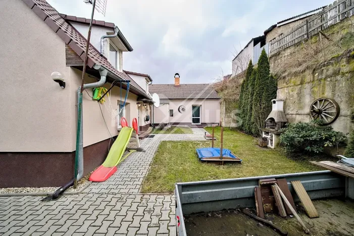 Prodej rodinného domu, Dolánky nad Ohří, 94 m2