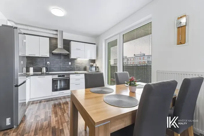 Prodej bytu 2+kk, Pardubice, Na Spravedlnosti, 53 m2