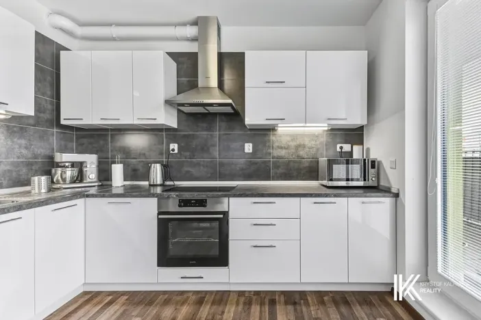 Prodej bytu 2+kk, Pardubice, Na Spravedlnosti, 53 m2