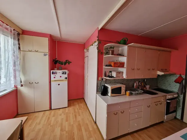 Prodej bytu 2+1, Luby, Tovární, 62 m2