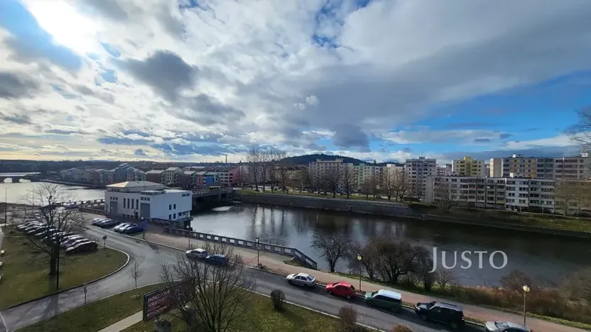 Prodej bytu 2+1, Písek, nábřeží 1. máje, 64 m2